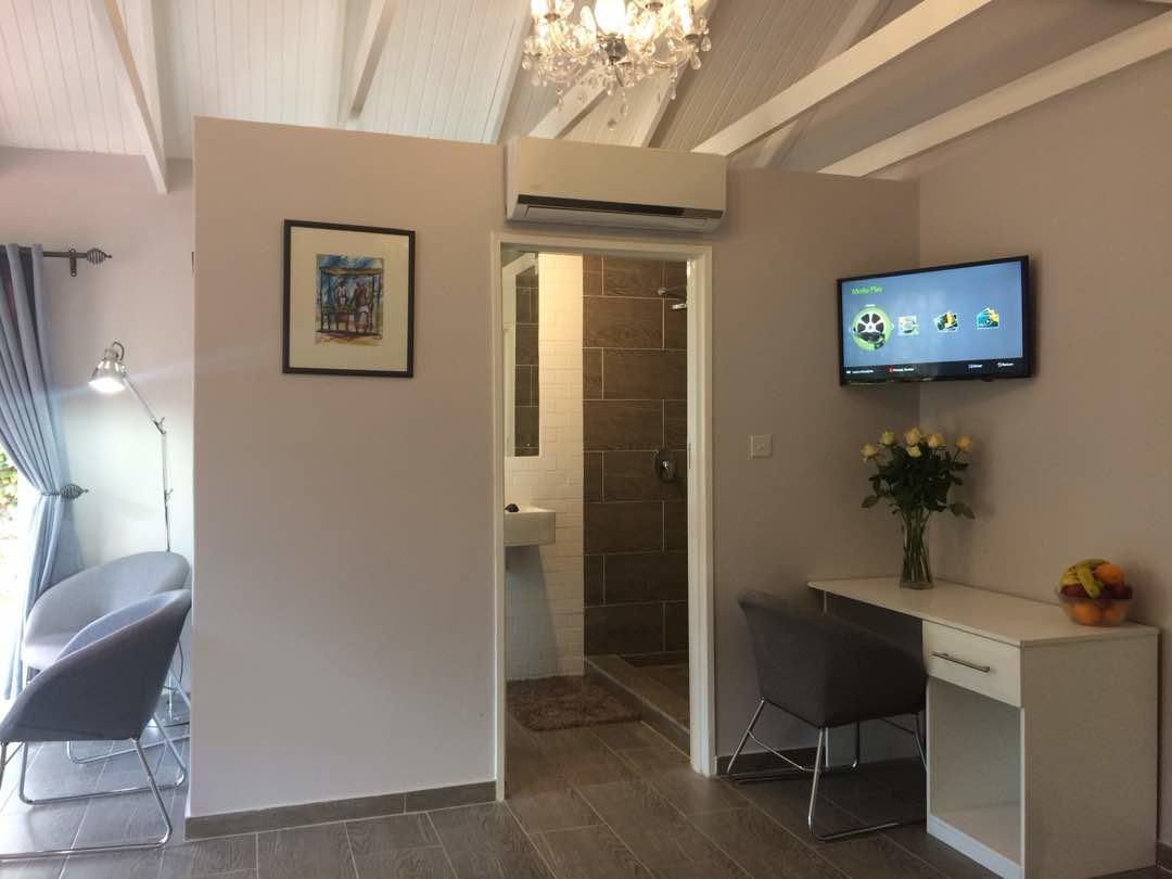 Sunbird Guest House Хараре Экстерьер фото